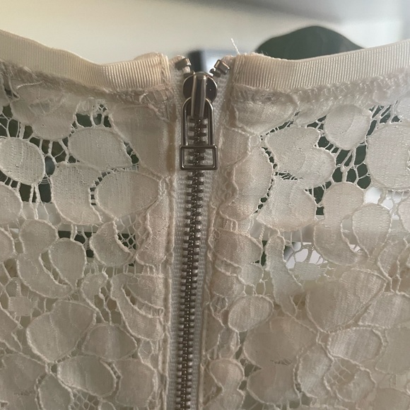 Aritzia Lace Dress White - Picture 6 of 11